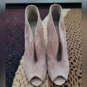 Adrienne Vittadini size 7